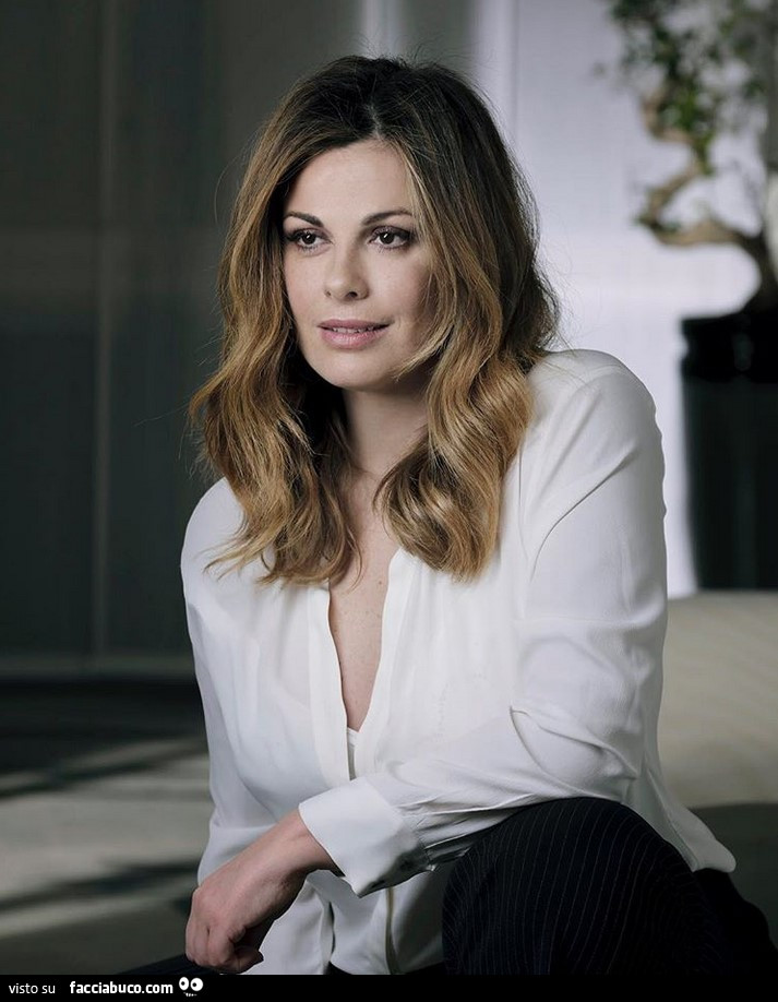 Vanessa Incontrada “è stato un duro momento. Io ero modella, avevo un corpo bellissimo. Poi sono rimasta incinta con una gravidanza problematica. Appena nato Isal ho ripreso subito a lavorare, allattavo, ero prosperosa, ma non mi aspettavo tanta cattiveri