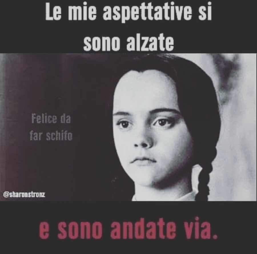 Mercoledi Addams Frasi Natale.Immagini Divertenti Famiglia Addams