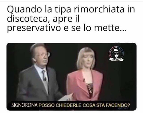 Quando la tipa rimirchiata in discoteca apre il preservativo e se lo mette