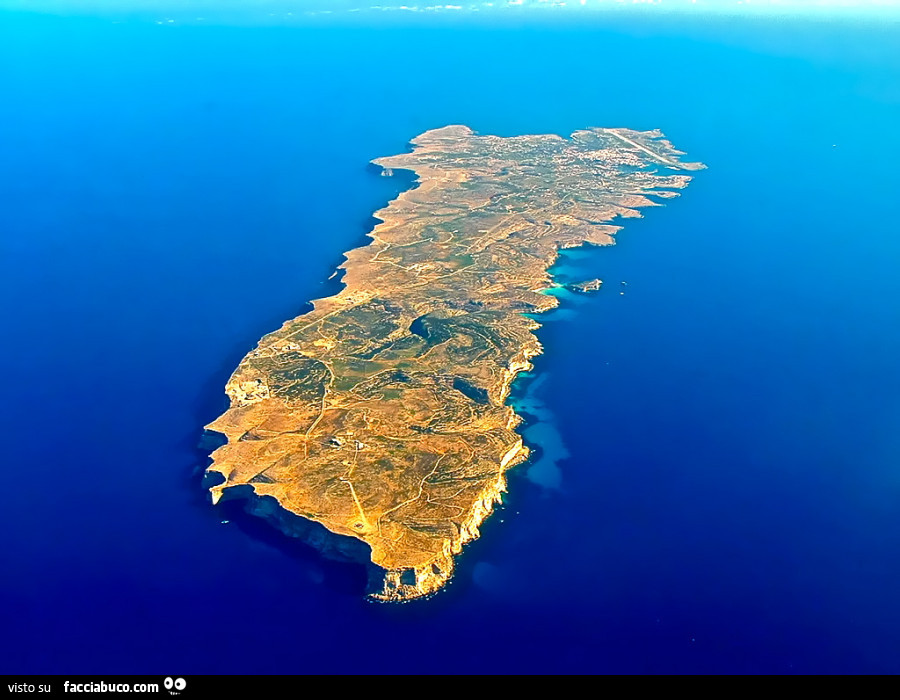 Lampedusa vista dall'alto
